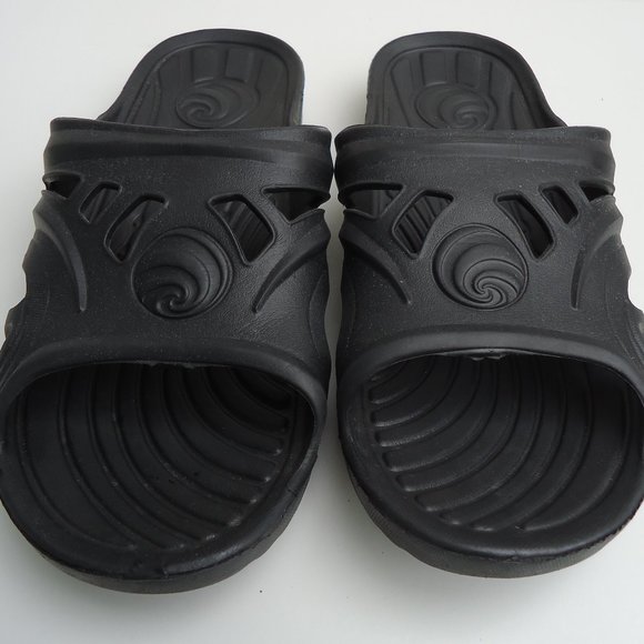 SIZE 10/11. Men\'s black slide, flip flops sandals. main image 5